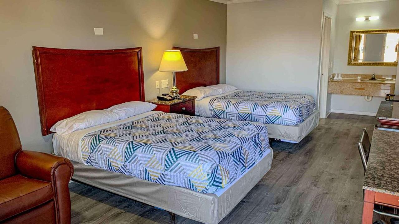 Hotel 6 Newport News, Va - Eustis